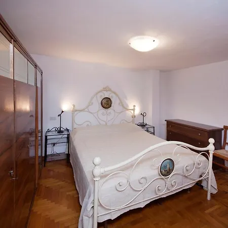 Apartamento Casa Di Nonna Caterina *